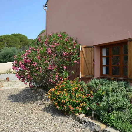 Casa Con Piscina Privada Y Jardin Cerca De La Playa En - Es-323-6 Holiday home *
